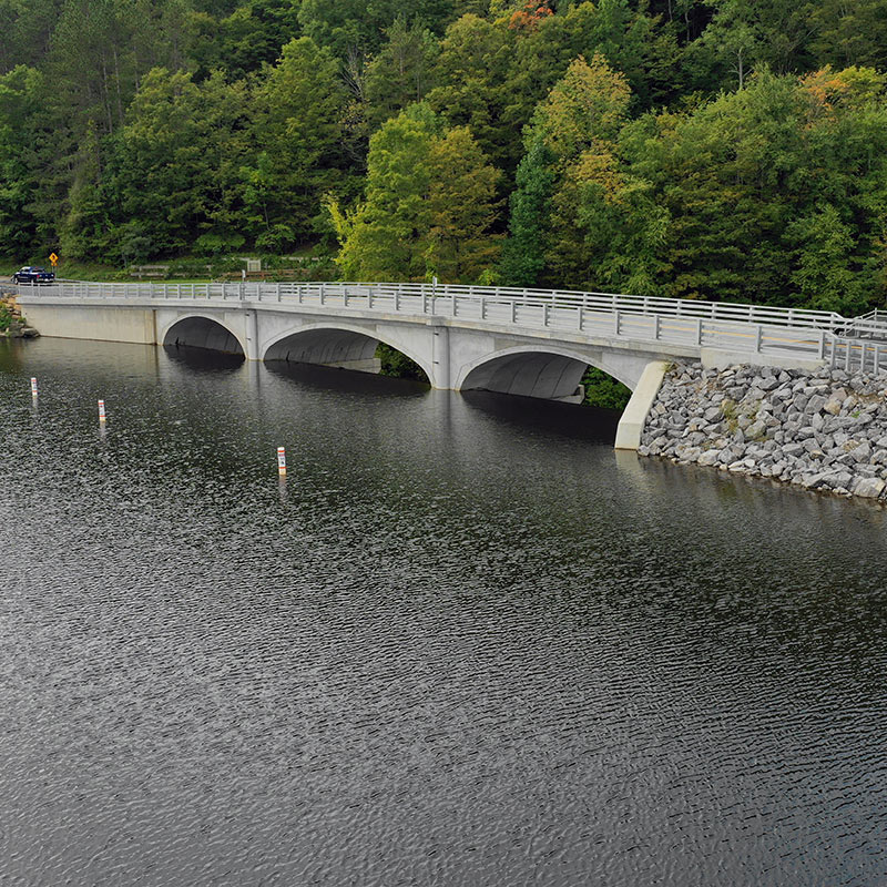 Bridge around the edge of Quaker Lake.